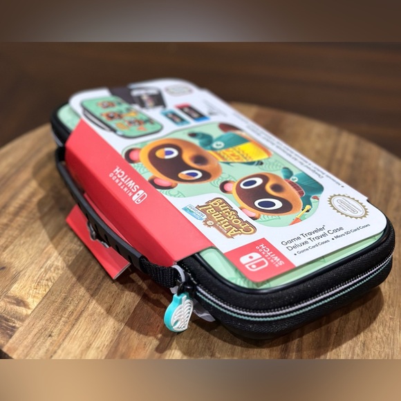 Nintendo Switch Deluxe Travel Game Traveler Case Animal Crossing - Picture 6 of 10